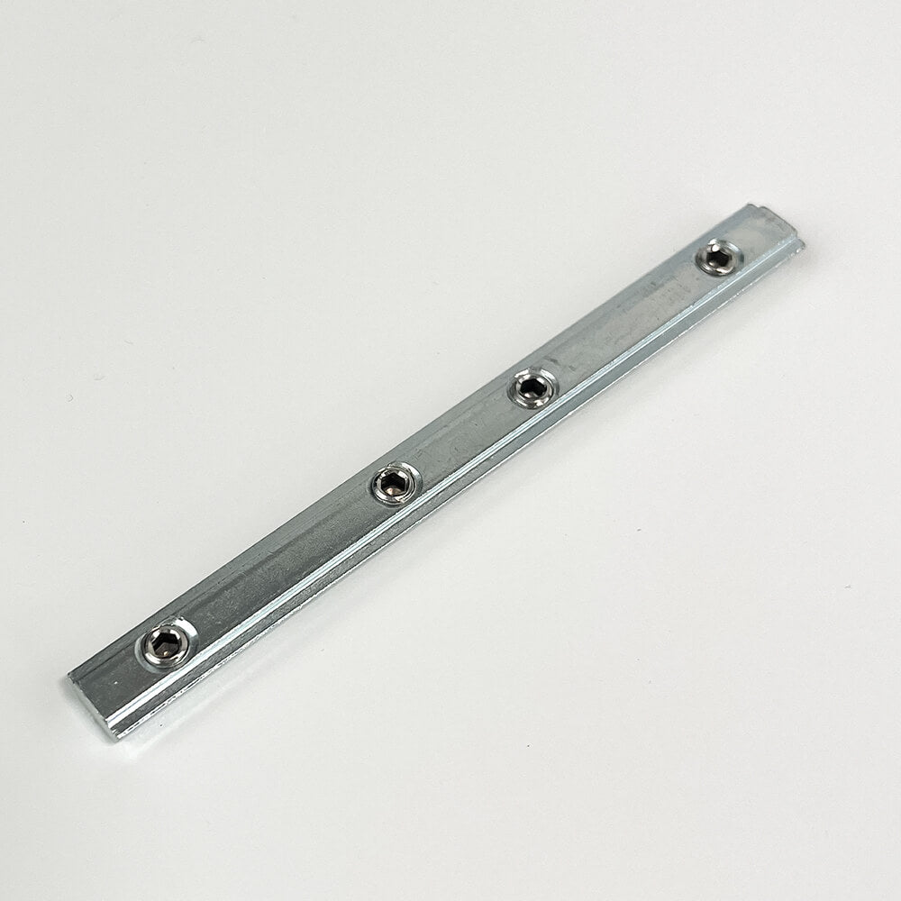 Straight profile connector for 19 mm profile